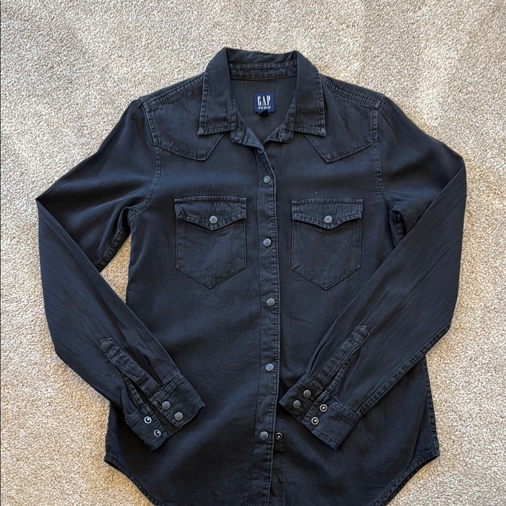 GAP Black Button-Up Shirt